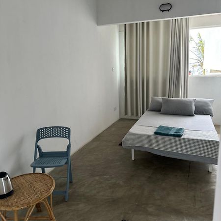 Dip N Doze Hostel Ahangama Exterior photo